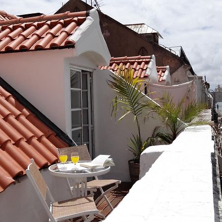 Penthouse At Downtown With Sun Deck & Amazing Views Lägenhet Lisboa Exteriör bild